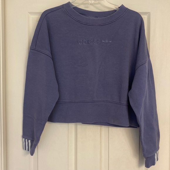 adidas Tops - Adidas crop sweatshirt size medium